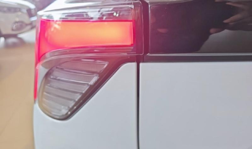 agency.20822.vehicle.443436331374_203832635_hd