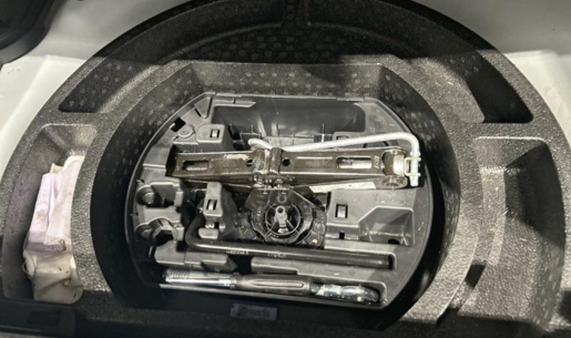 agency.20825.vehicle.438031300885_206636900_hd