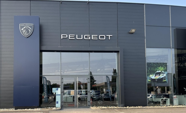 Peugeot-Montbeliard.jpg