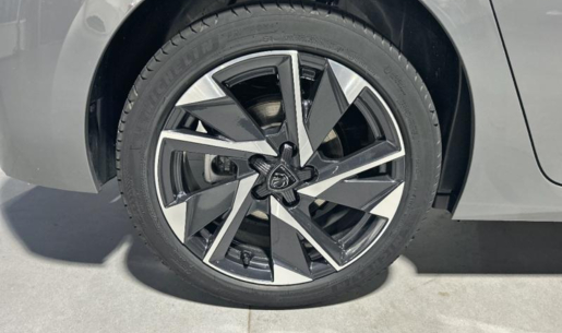 agency.20825.vehicle.437802230885_197854092_hd