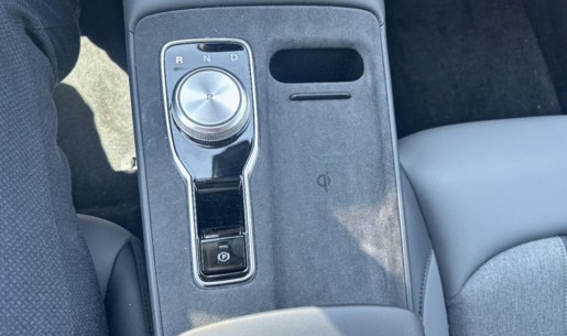 216078345_hd.jpg