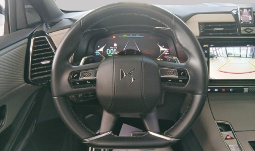214252114_hd.jpg