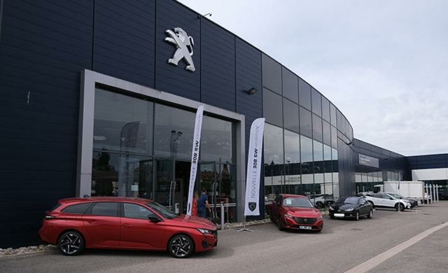 concession-peugeot-montbeliard.jpg