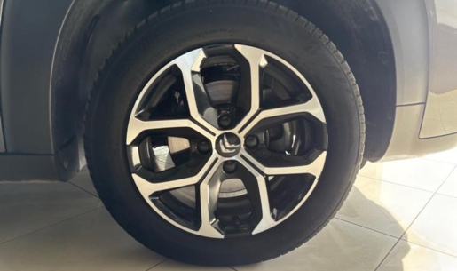 agency.20817.vehicle.436271621370_205950575_hd